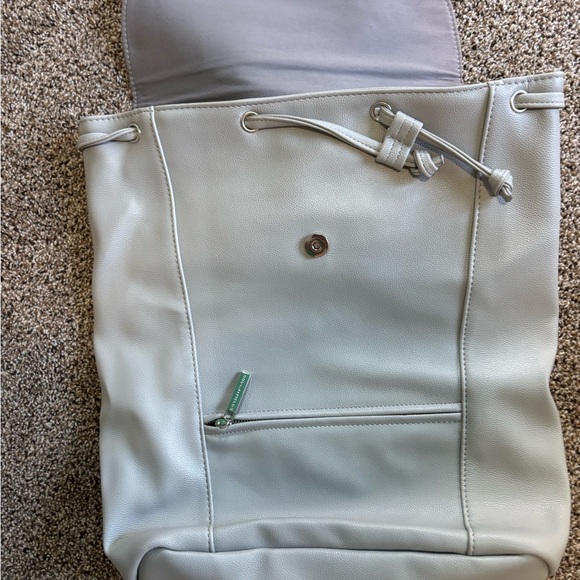 Rodan + Fields Gray Backpack - Picture 2 of 5